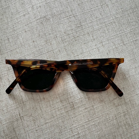 Tortoise Shell Sunglasses - Picture 2 of 3